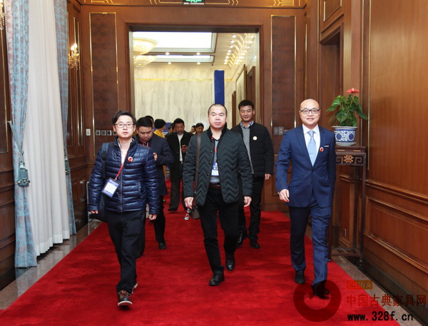 纯本森活红木：携红木艺术走进钓鱼台