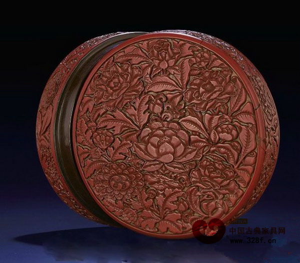 明洪武剔红四季花纹圆盒 明洪武剔红四季花纹圆盒