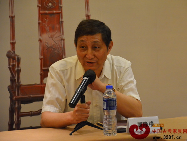 原故宫博物院文保科技部主任、古典红木家具专家曹静楼盛赞泰和园“当代君子”竹节椅 原故宫博物院文保科技部主任、古典红木家具专家曹静楼盛赞泰和园“当代君子”竹节椅