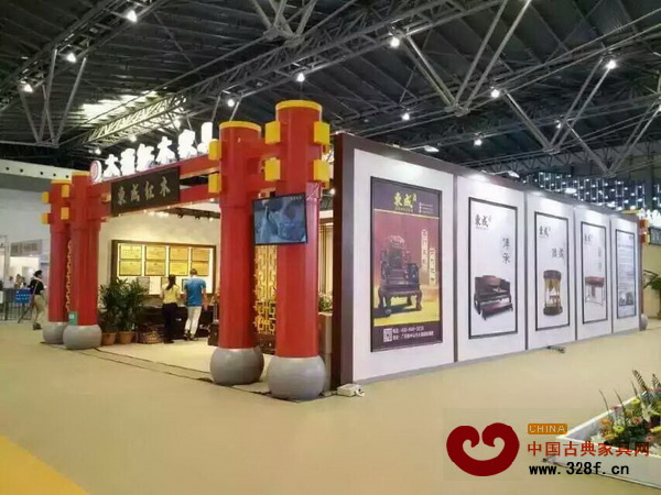 中山东成红木亮相第21届上海家具展 中山东成红木亮相第21届上海家具展