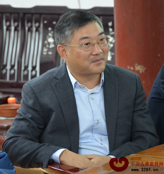 志成红木总经理汤朝阳在成立仪式上坦言了企业此举的初衷