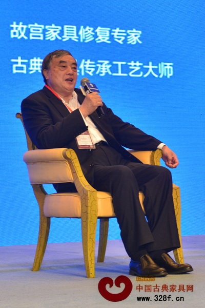 江苏南通永琦紫檀艺术珍品馆馆长顾永琦在论坛上分享他对传承的看法 江苏南通永琦紫檀艺术珍品馆馆长顾永琦在论坛上分享他对传承的看法