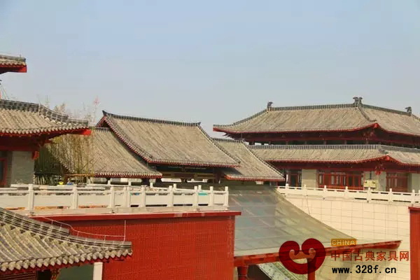 红博城整体建筑风格体现出浓厚中国古典文化 红博城整体建筑风格体现出浓厚中国古典文化