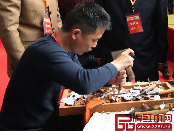 红木家具行业发展离不开专业人才培养