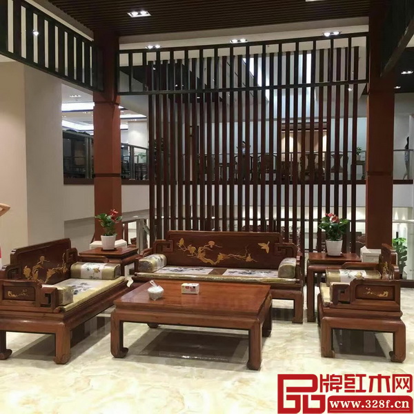 长丰红木红博城旗舰店内景 长丰红木红博城旗舰店内景
