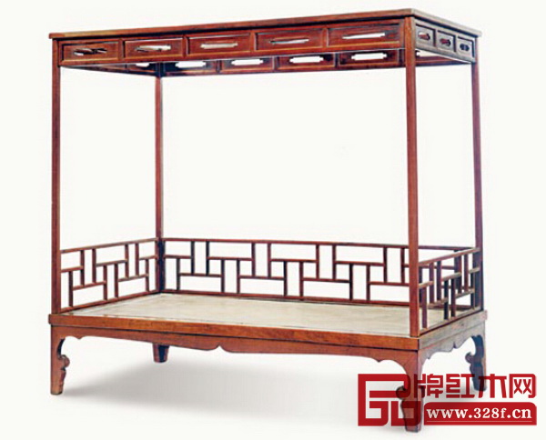 明晚期 黄花梨碗口线架子床（香港两依藏博物馆藏）