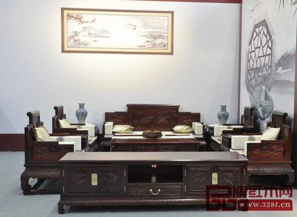 环宇一品红木精心制作的产品别有韵味 环宇一品红木精心制作的产品别有韵味