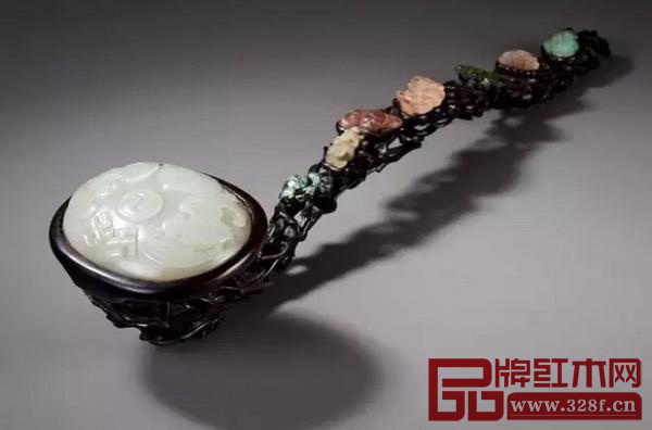 清乾隆 紫檀百宝嵌白玉童子福寿如意 清乾隆 紫檀百宝嵌白玉童子福寿如意