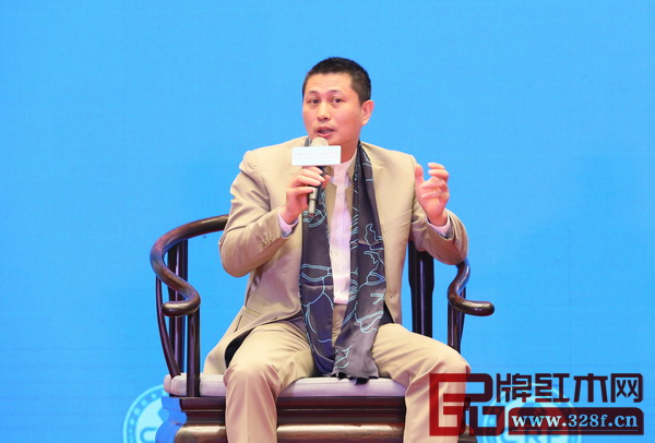 中山市家具商会会长、中山红古轩总经理吴赤宇 中山市家具商会会长、中山红古轩总经理吴赤宇