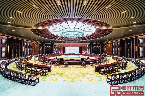 G20峰会主会场端庄典雅的中国红木家具吸引了全世界的目光 G20峰会主会场端庄典雅的中国红木家具吸引了全世界的目光