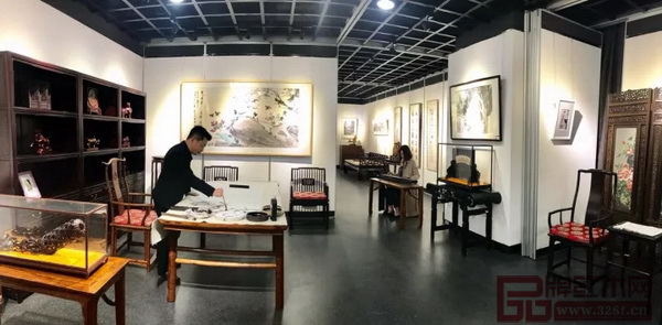 “约惠2018·红木遇上琴棋书画展”打造出贴切生活场景的中式空间