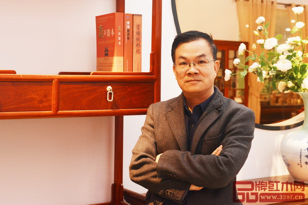 新会雄业家具有限公司董事长钟超雄 新会雄业家具有限公司董事长钟超雄