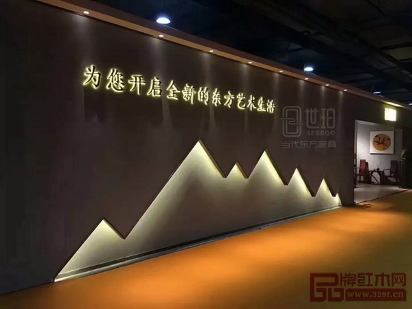 忆古轩在2018中山红博会上的展厅外景 忆古轩在2018中山红博会上的展厅外景