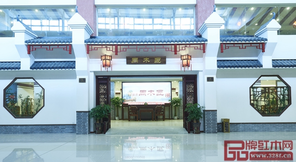 盛世周木匠门店(新会店之一)展示图 盛世周木匠门店(新会店之一)展示图