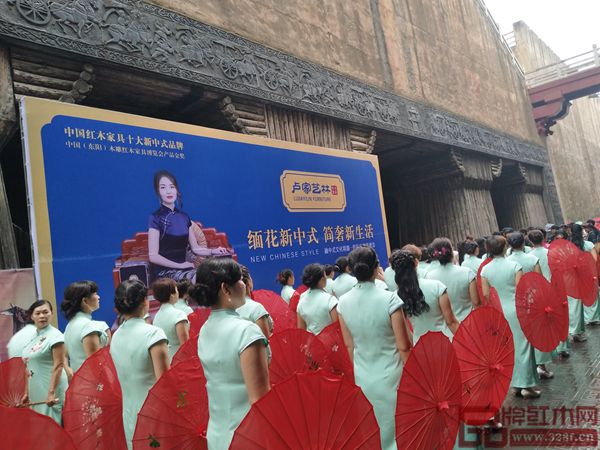 旗袍佳丽入场 旗袍佳丽入场