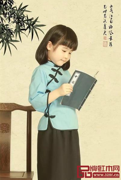 孩子与红木家具同框,俏皮中又显诗意(图片来源:童美儿童摄影) 孩子与红木家具同框,俏皮中又显诗意(图片来源:童美儿童摄影)