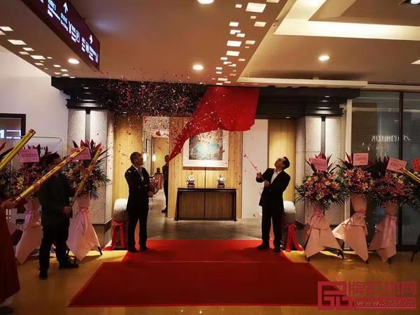 鲁班木艺羊城新店开业,一众嘉宾见证 鲁班木艺羊城新店开业,一众嘉宾见证