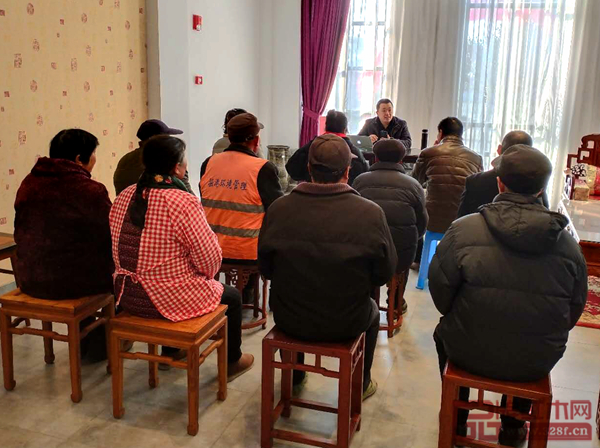 玉石雕刻大师郭建军现场分享玉石雕刻知识 玉石雕刻大师郭建军现场分享玉石雕刻知识