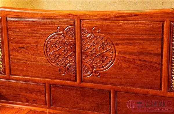 香山桃园巴花家具细节图