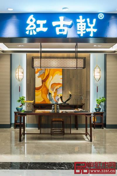 红古轩红木家具旗下“云龙”系列家具时尚有品位,气质和品质兼具 红古轩红木家具旗下“云龙”系列家具时尚有品位,气质和品质兼具
