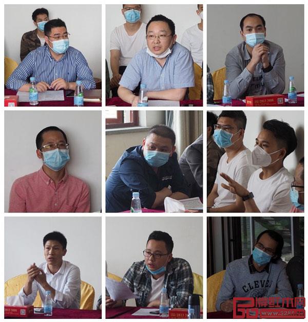  与会红木企业代表纷纷向红博会献点子