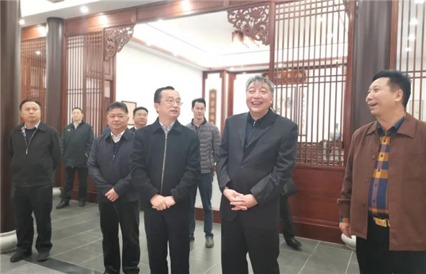 东成红木 东成红木