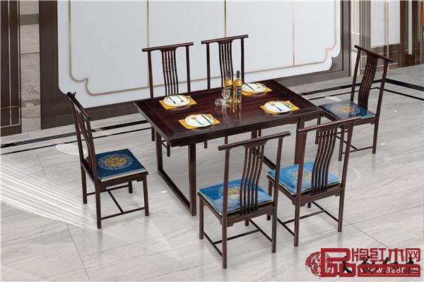 条纹乌木家具