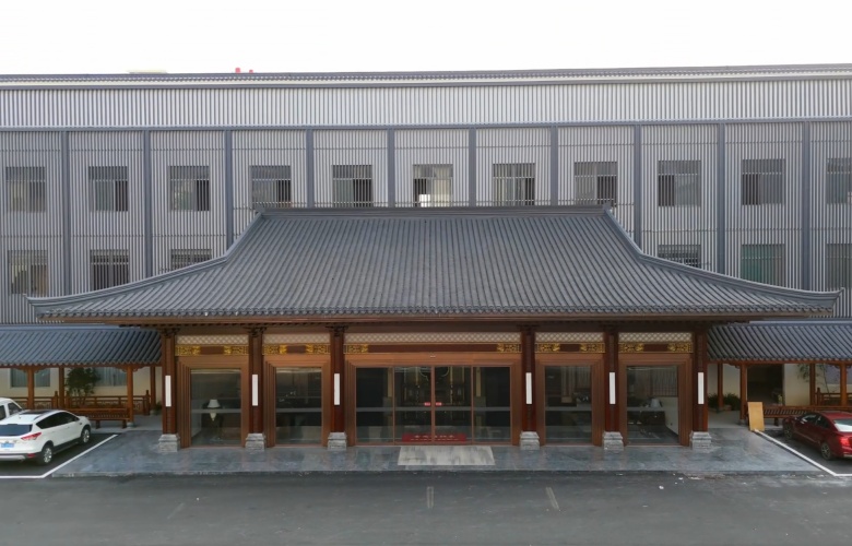 李忠信红木：以信铸魂，以匠传世